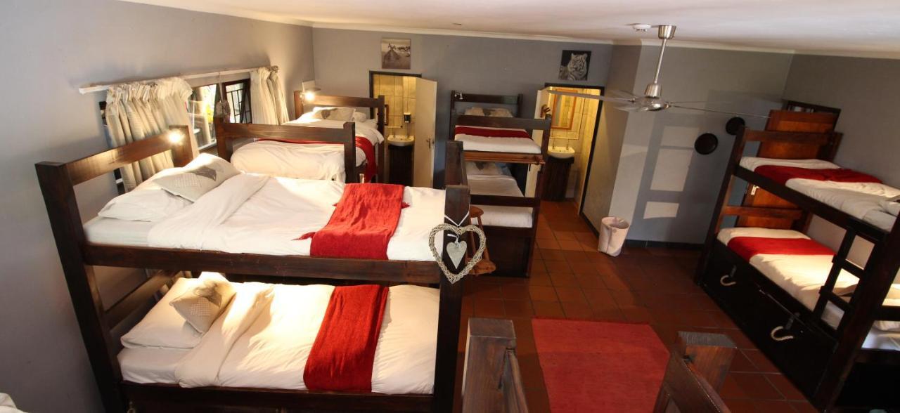 Mali Boutique Lodge & Tube 'N Axe Budget Accommodation Стормсрівер Екстер'єр фото